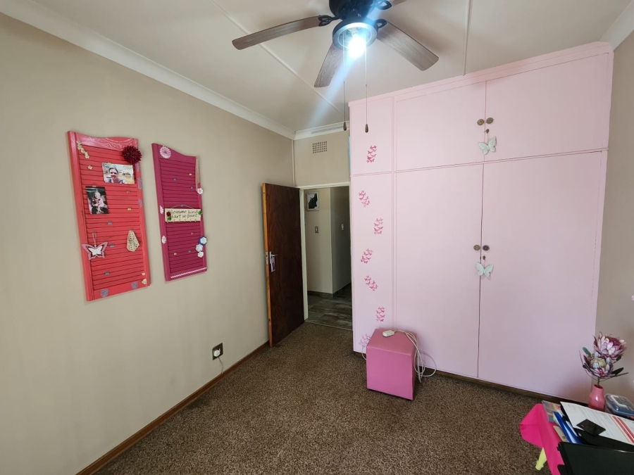 3 Bedroom Property for Sale in Oos Einde North West